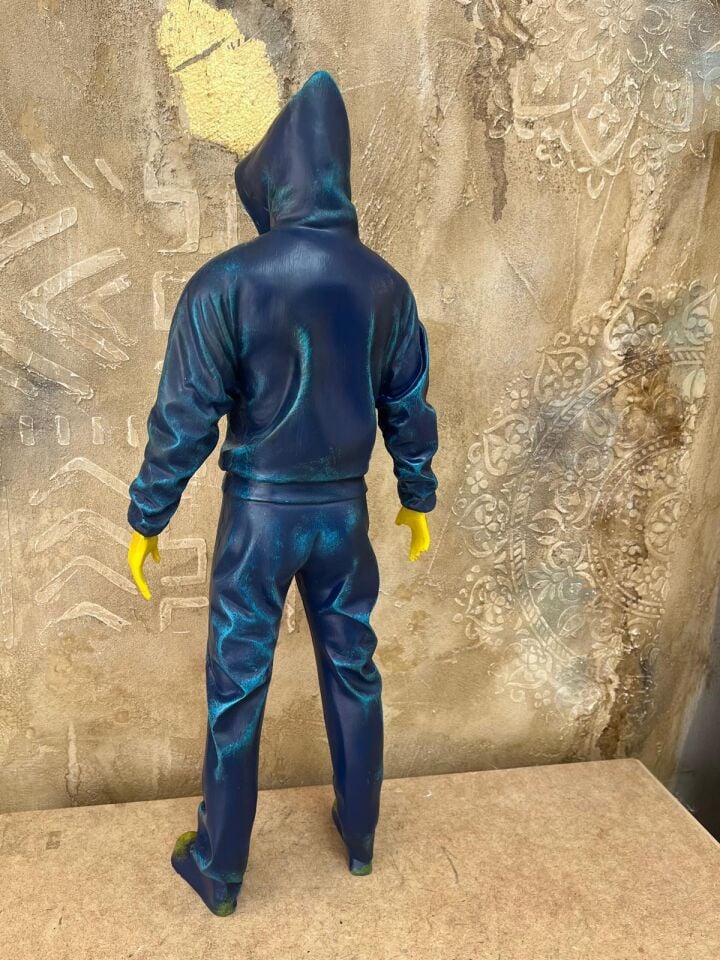 GÖLGE ADAM