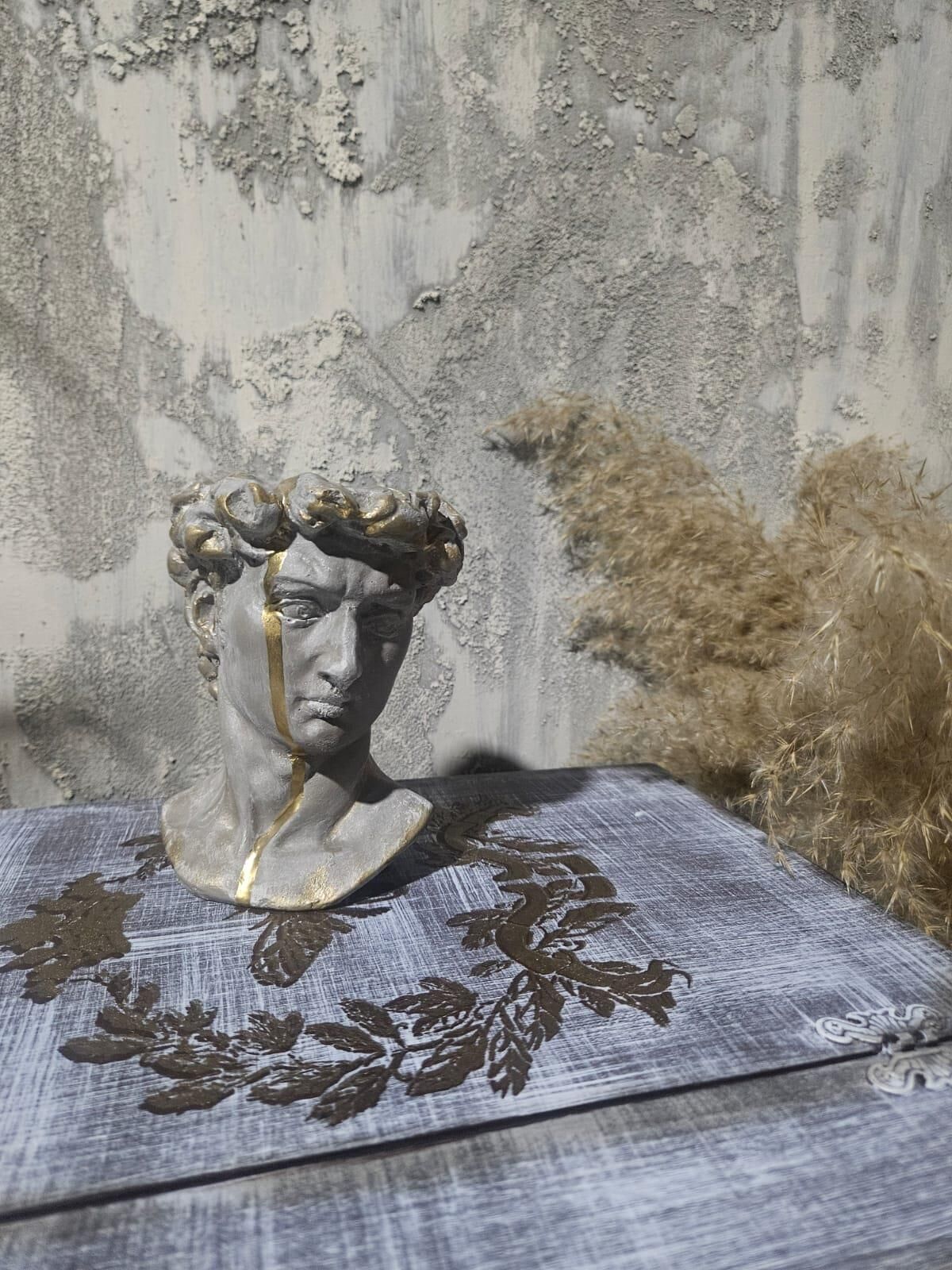 DEKORATİF ERKEK SAKSI KÜÇÜK